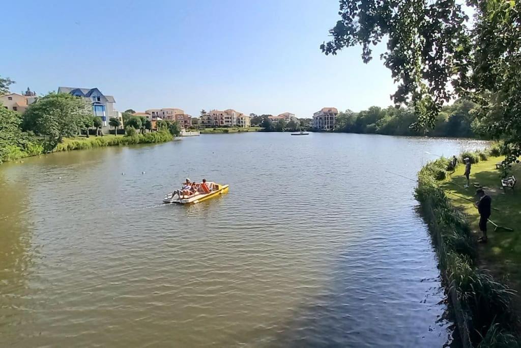 "Le Filet Du Lac" Appartement Atypique, 5 Personnes, Duplex, Vue Lac, Acces Parc Aquatique Gratuit Talmont-Saint-Hilaire Esterno foto