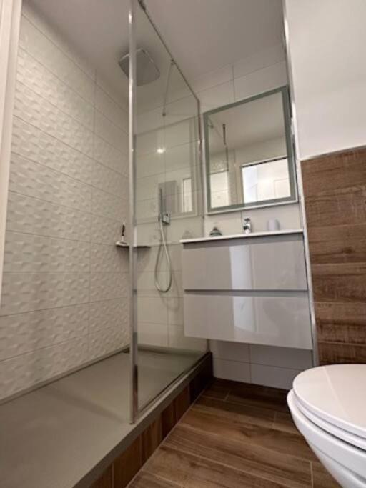 "Le Filet Du Lac" Appartement Atypique, 5 Personnes, Duplex, Vue Lac, Acces Parc Aquatique Gratuit Talmont-Saint-Hilaire Esterno foto